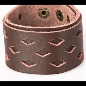 Men or women leather bangle